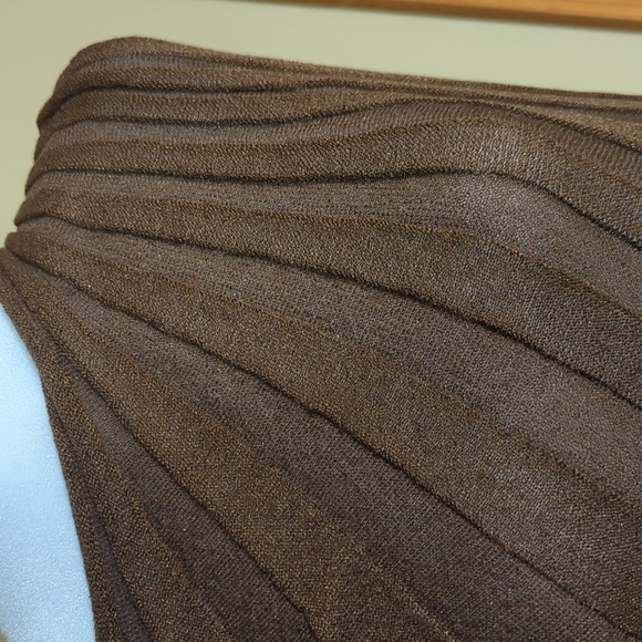 Cache Top - Picture 2 of 8